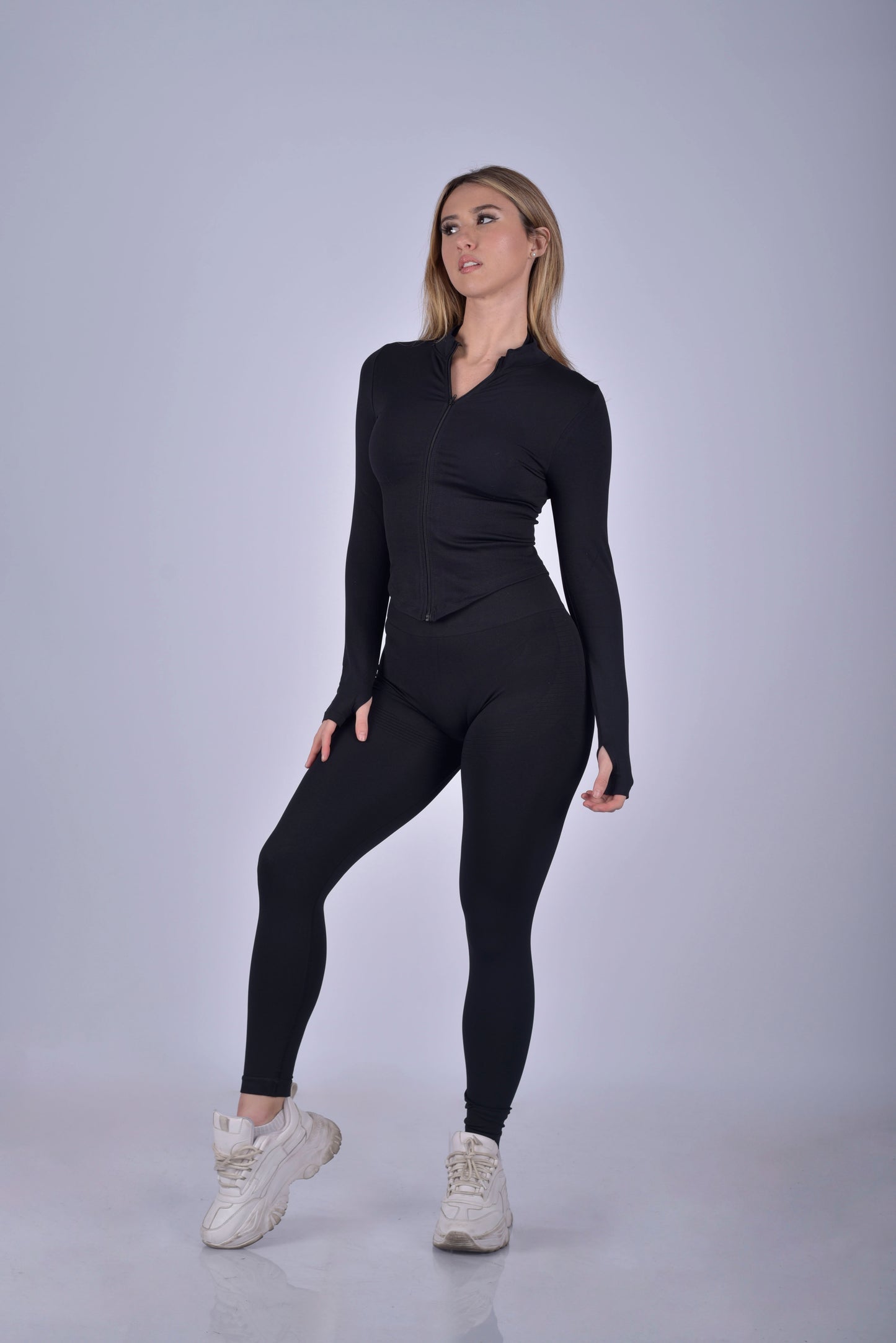 Essential Jacket Negro