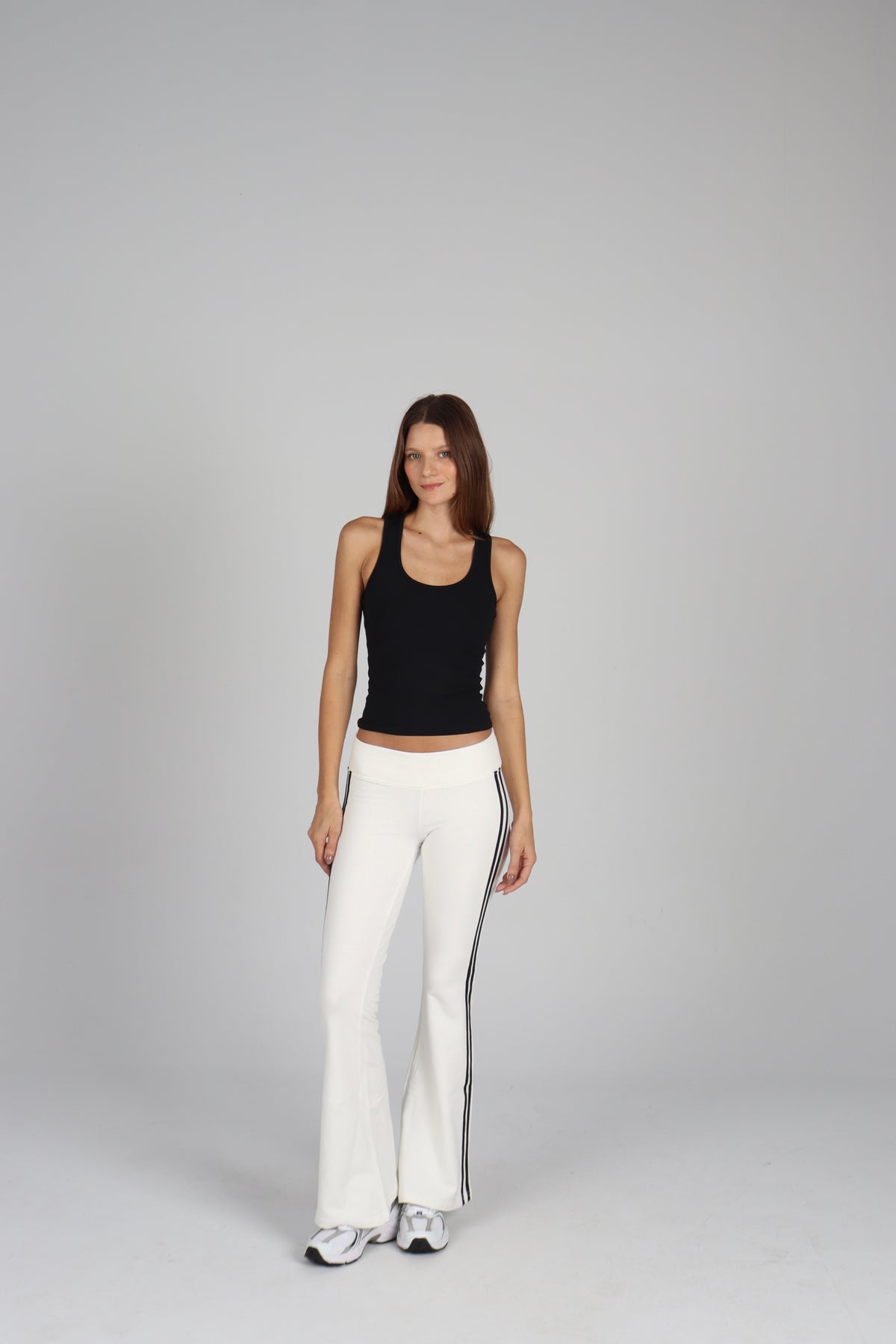 REWIND FLARE PANTS VANILLA BLACK