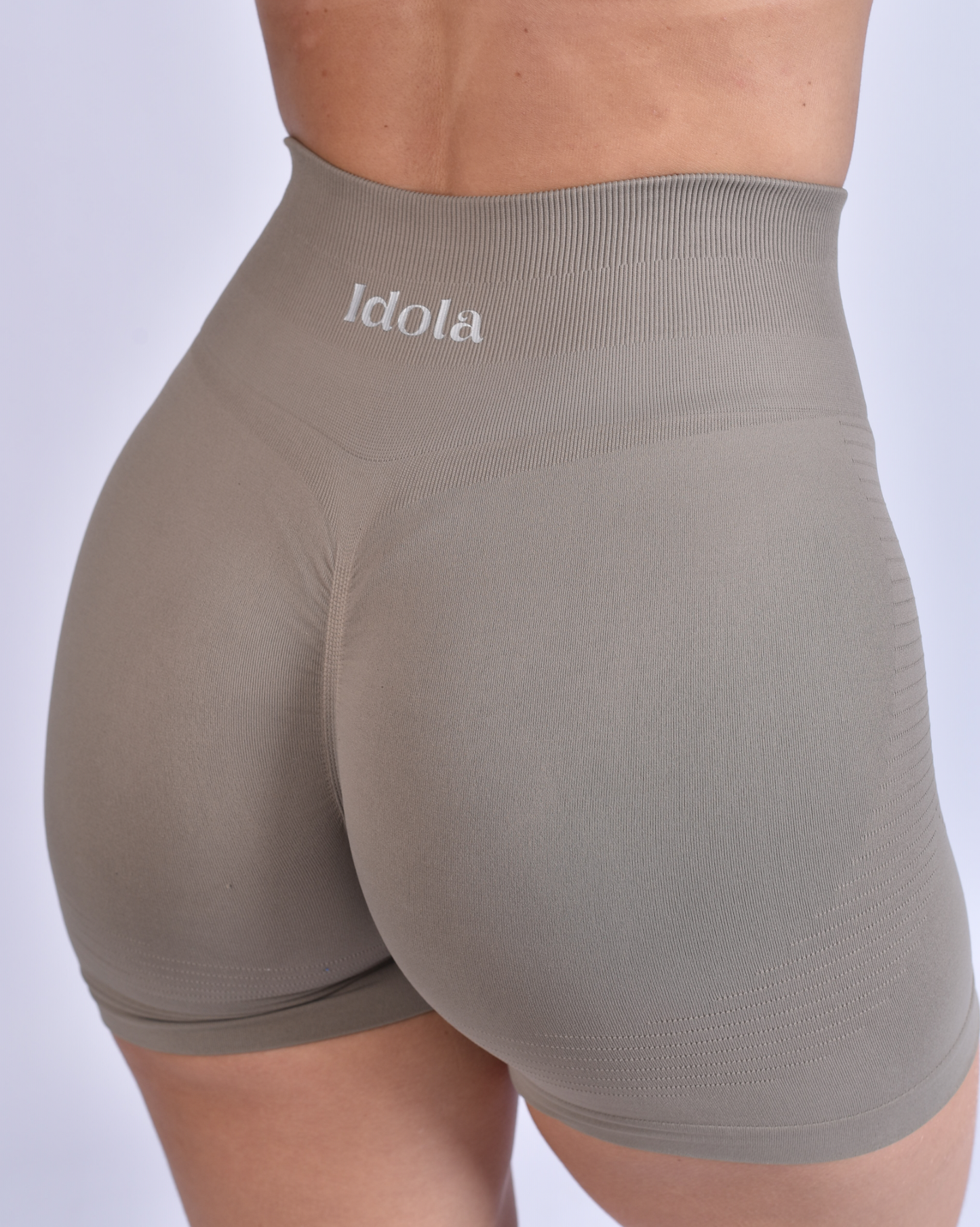 Essential Shorts Khaki